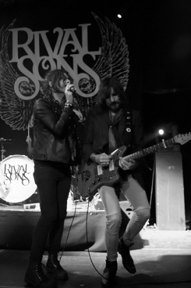 Review1352_rivalsons